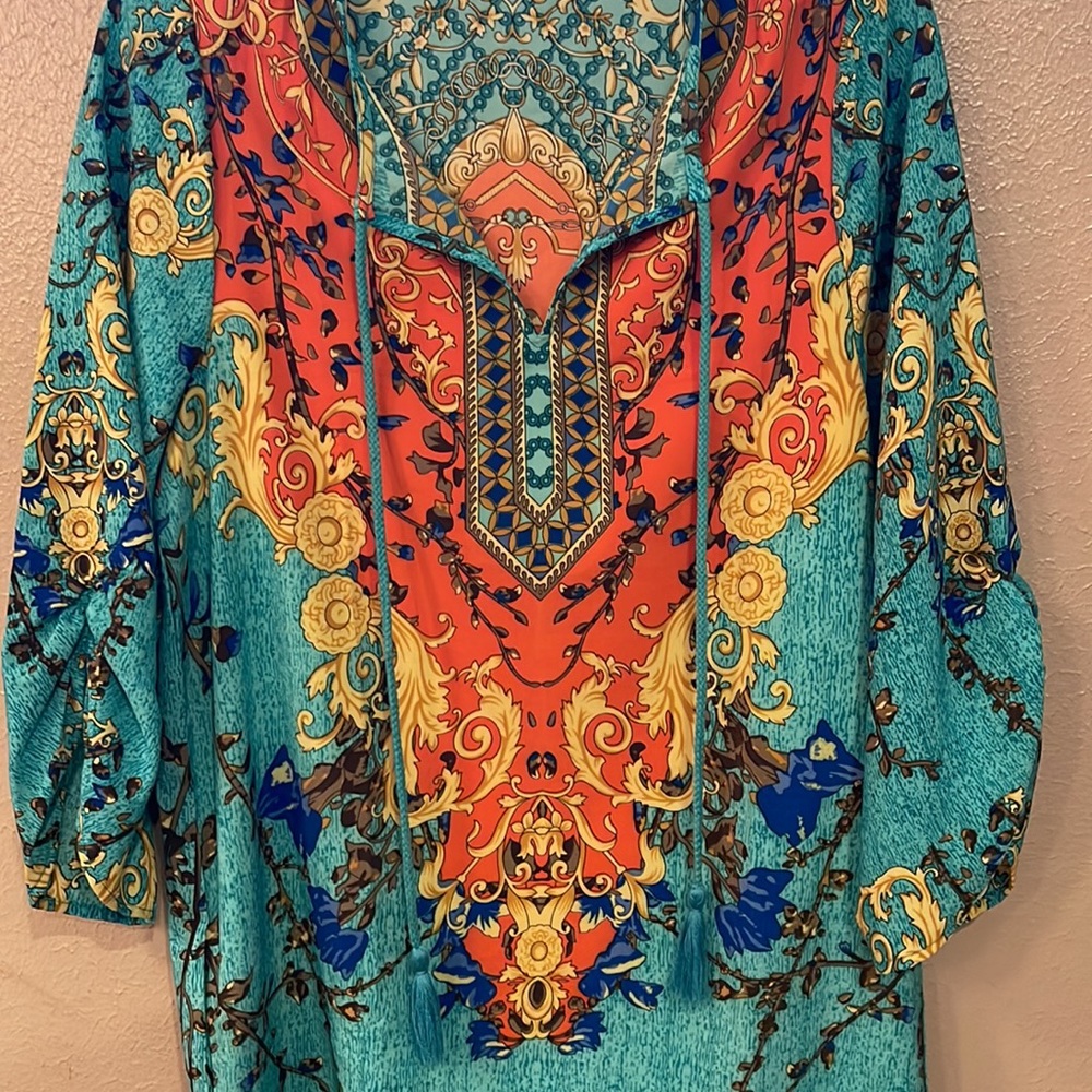 Tunic - Picture 2 of 4